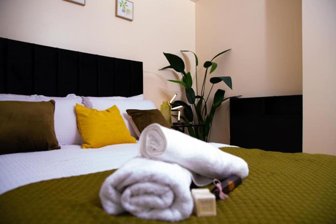 The Green Lodge Эдмонтон Экстерьер фото