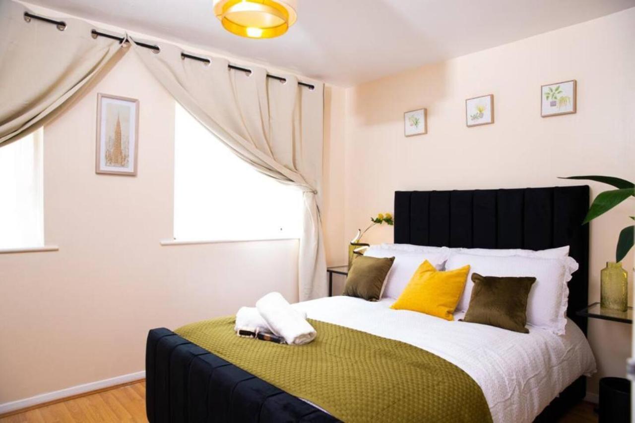 The Green Lodge Эдмонтон Экстерьер фото